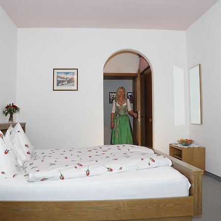 Pension Brunhild San Leonardo in Passiria Extérieur photo